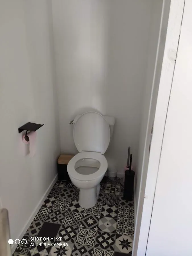 Le studio Bréhand Appartement
